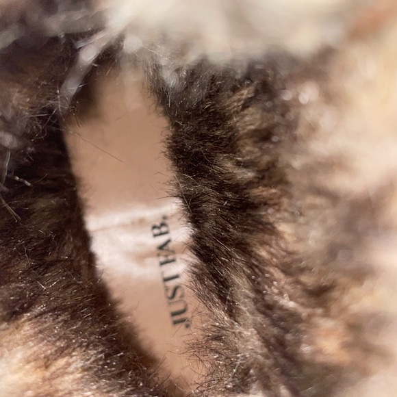 New JustFab Clover Fur Boots - Picture 2 of 8
